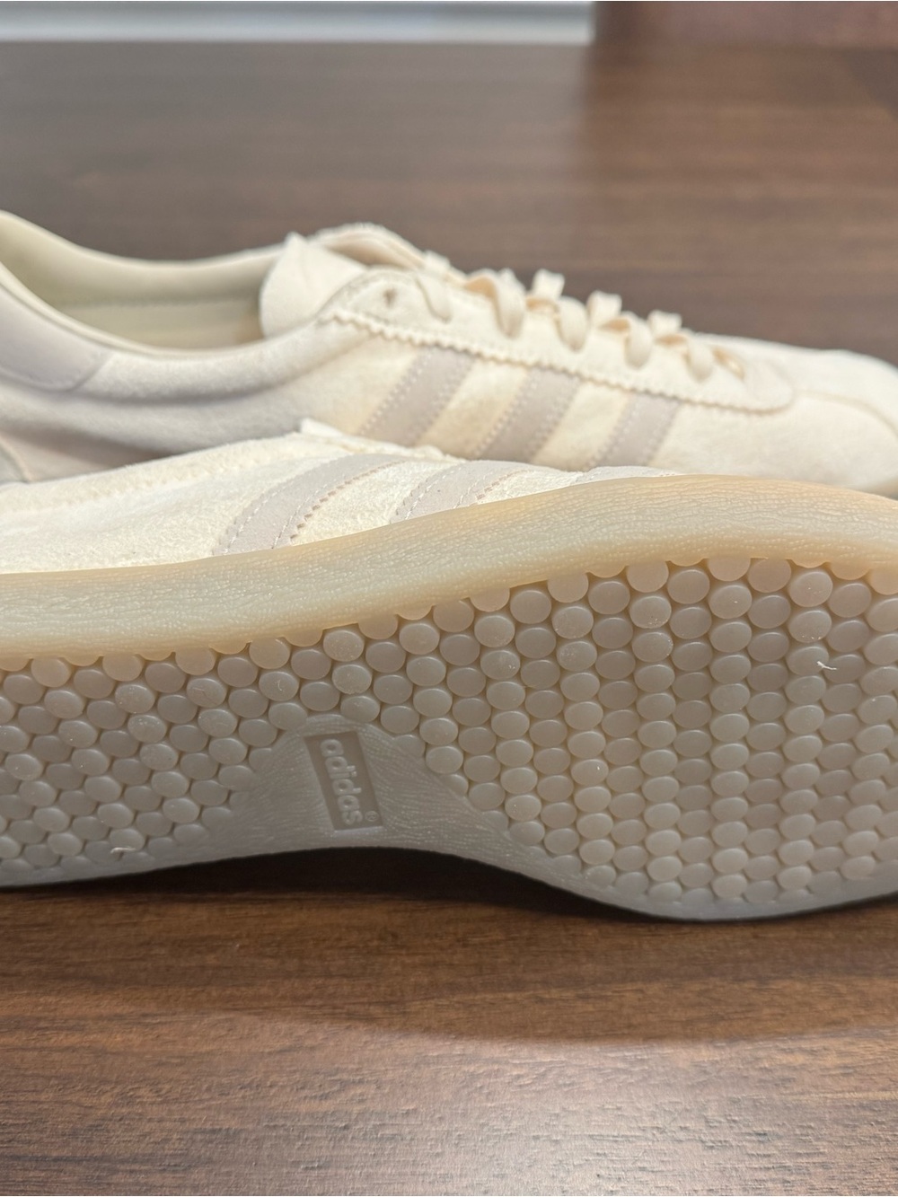 Adidas Tobacco Gruen (New) - Picture 4 of 5